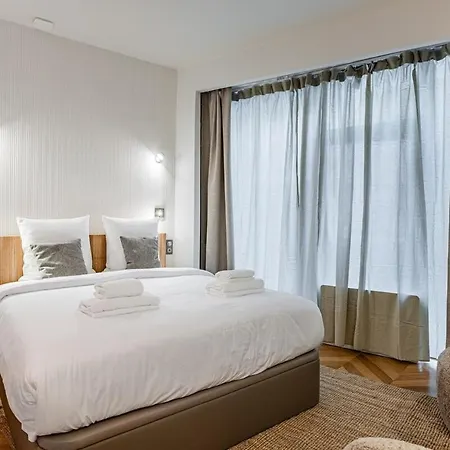 Apartment Typical Parisian In Le Marais#4 Pers *