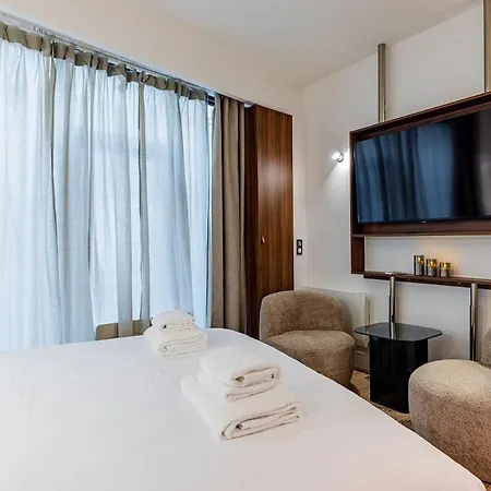 Apartment Typical Parisian In Le Marais#4 Pers *