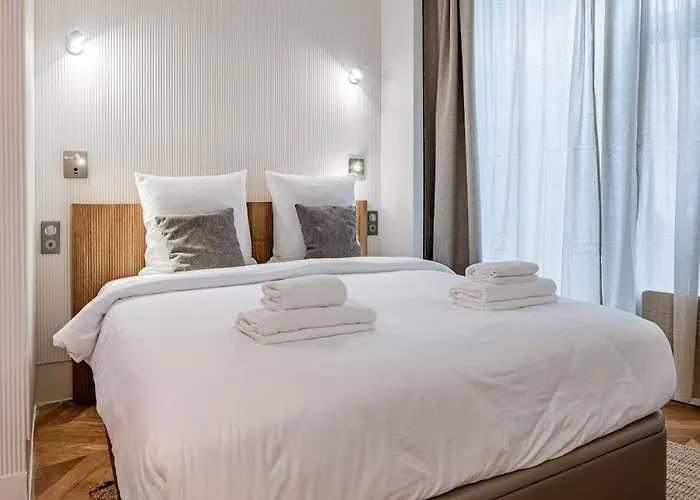 Apartment Typical Parisian In Le Marais#4 Pers *